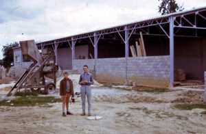 1963 : Construction de l'usine de cassage (Jean Michel et Christian Corson)