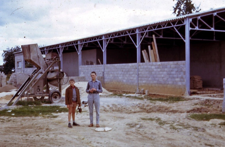 1963 : Construction de l'usine de cassage (Jean Michel et Christian Corson)