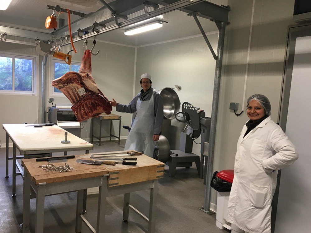 Atelier de découpe de viande en plein coeur de la Lozère